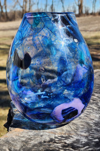 Shifty Shadows Egg Vase